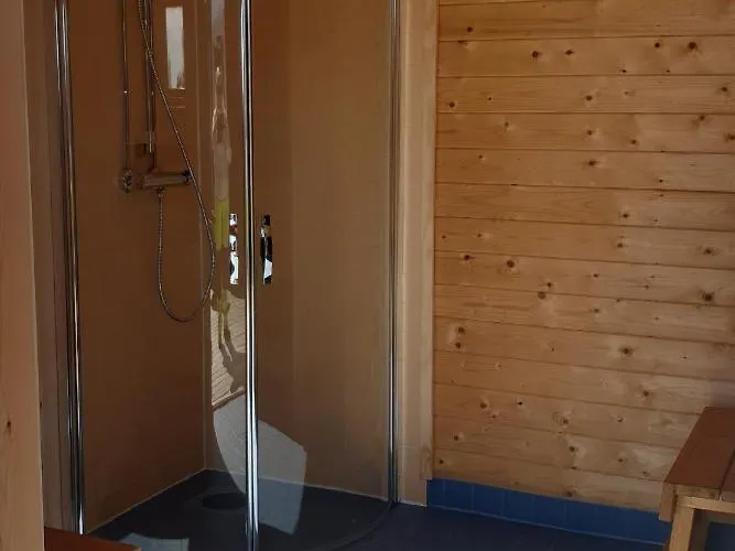 & אתר קמפינג