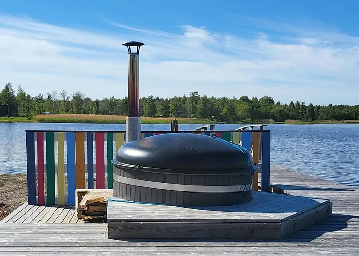 & مكان تخييم إكيرو