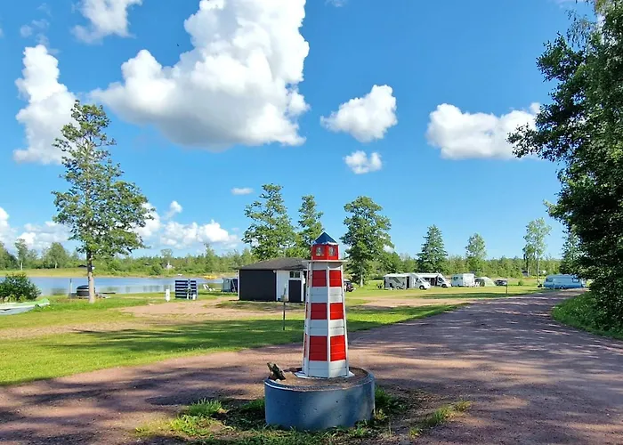 مكان تخييم & إكيرو