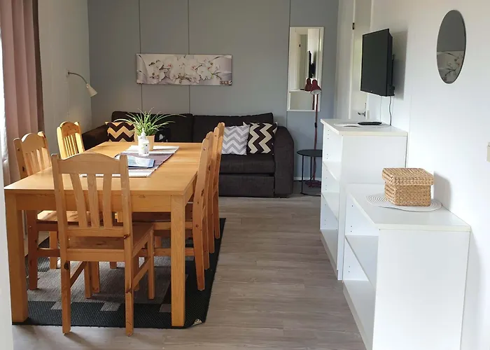 & مكان تخييم إكيرو