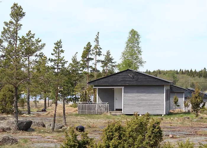 & مكان تخييم