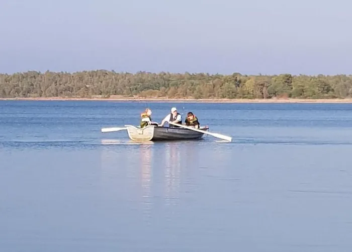 & مكان تخييم